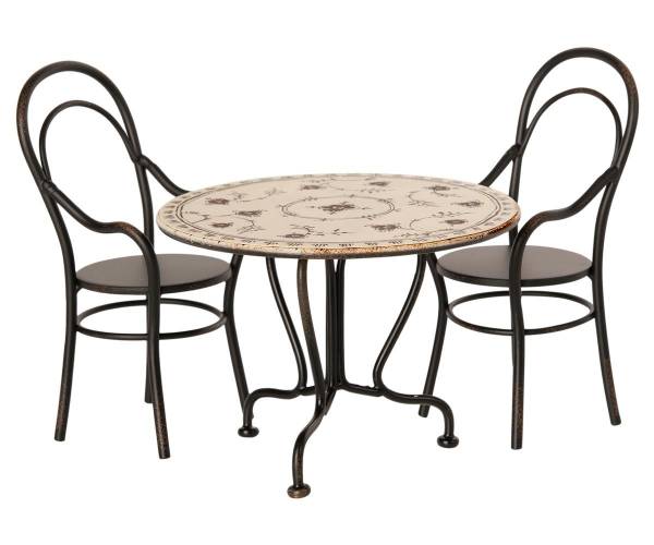 MAILEG Esszimmer-Set mit Tisch und zwei Stühlen